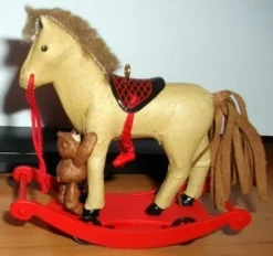 2004 A Pony For Christmas Colorway