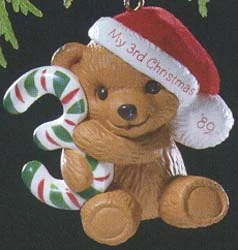 1989 Child's Age: Child's 3rd Christmas Bear