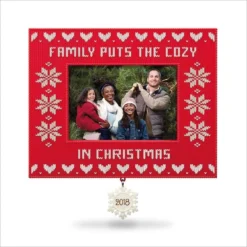 2018 Cozy Family Christmas Photo Holder