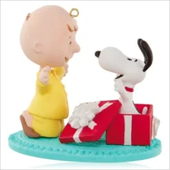 2015 Peanuts A Snoopy For Christmas (Slightly Damaged Box)