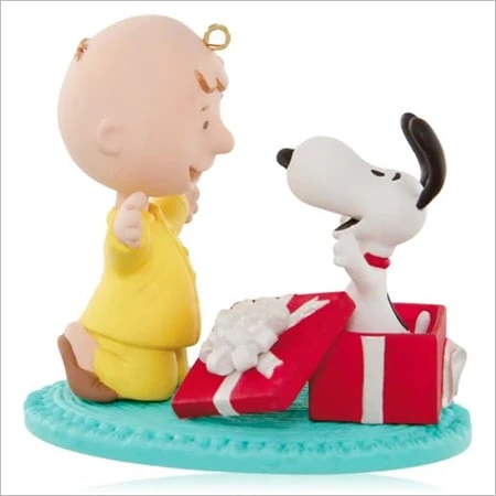 2015 Peanuts A Snoopy For Christmas (Slightly Damaged Box)