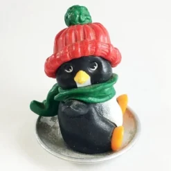 1981 Penguin On Sled *MM Christmas (with Sticker)